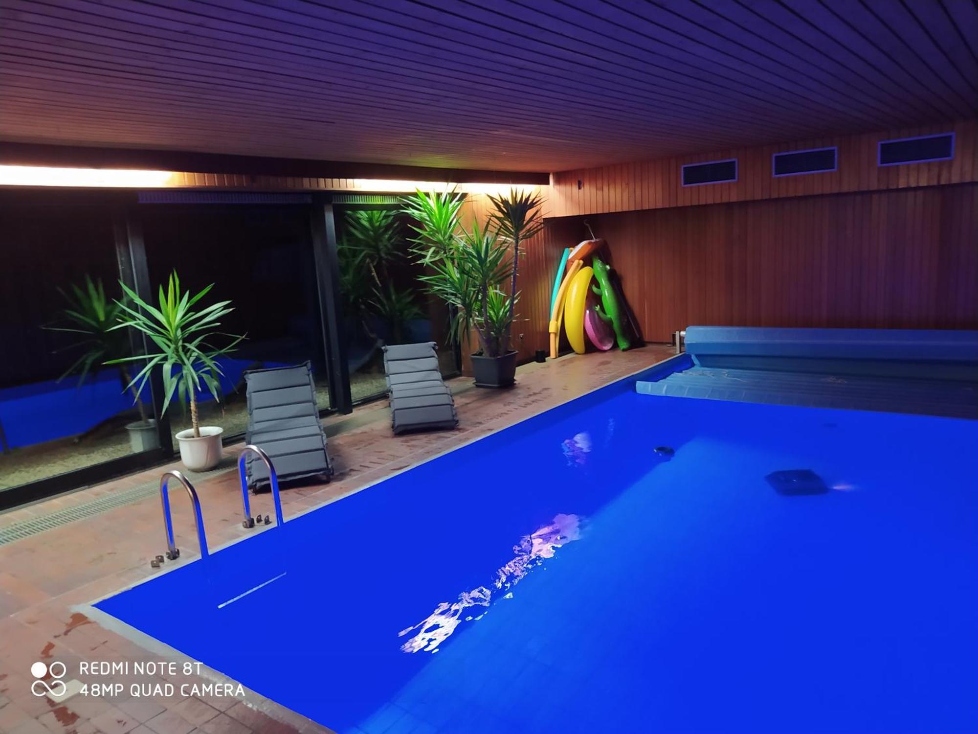 Park Villa Ferienwohnung Mit Pool Und 3 Schlafzimmer Uelzen Esterno foto